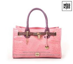 服饰代理加盟全攻略 价格、厂家与批发解析